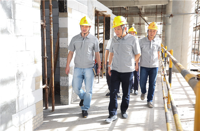 高温作业，安全第一！中天与你并肩而行！