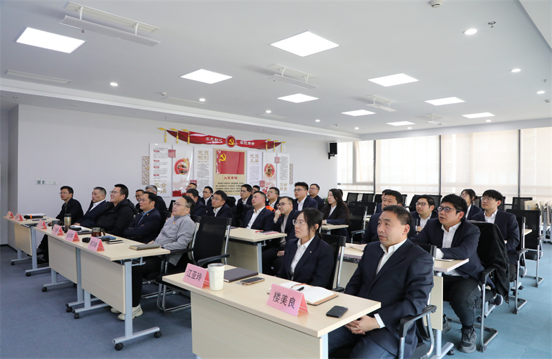 2025年2月27日，江苏公司在南京召开2025年第一次营销工作会议暨营销专员培训会。