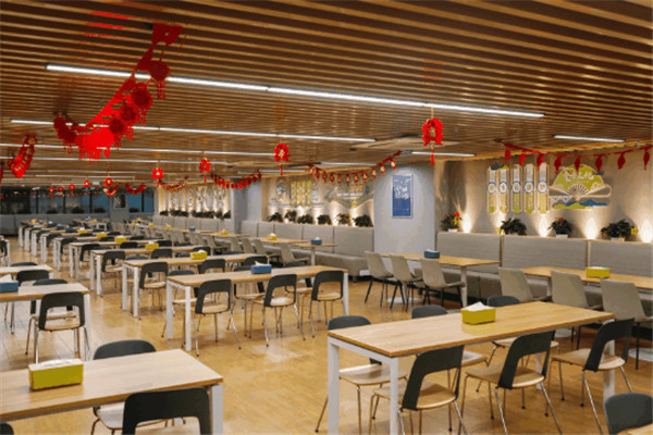 就餐环境.jpg